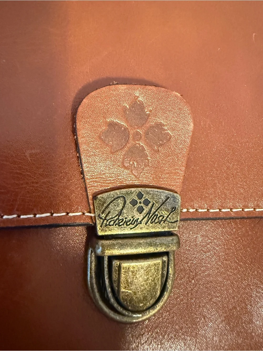 Patricia Nash Lanza Crossbody Bag Tan 100% Leather Organizer Purse Cert Card